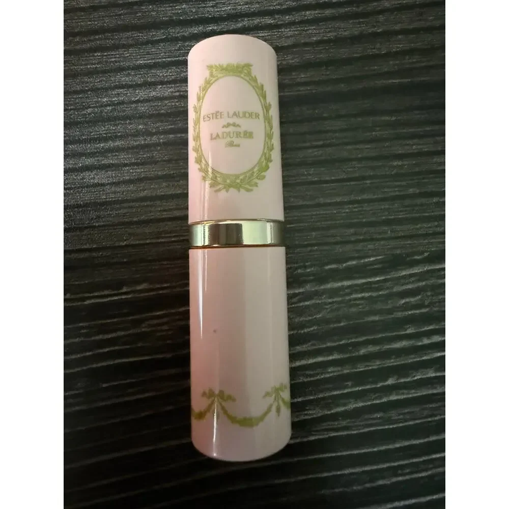 NWOT Estēe Lauder x Ladurée Makeup Bundle